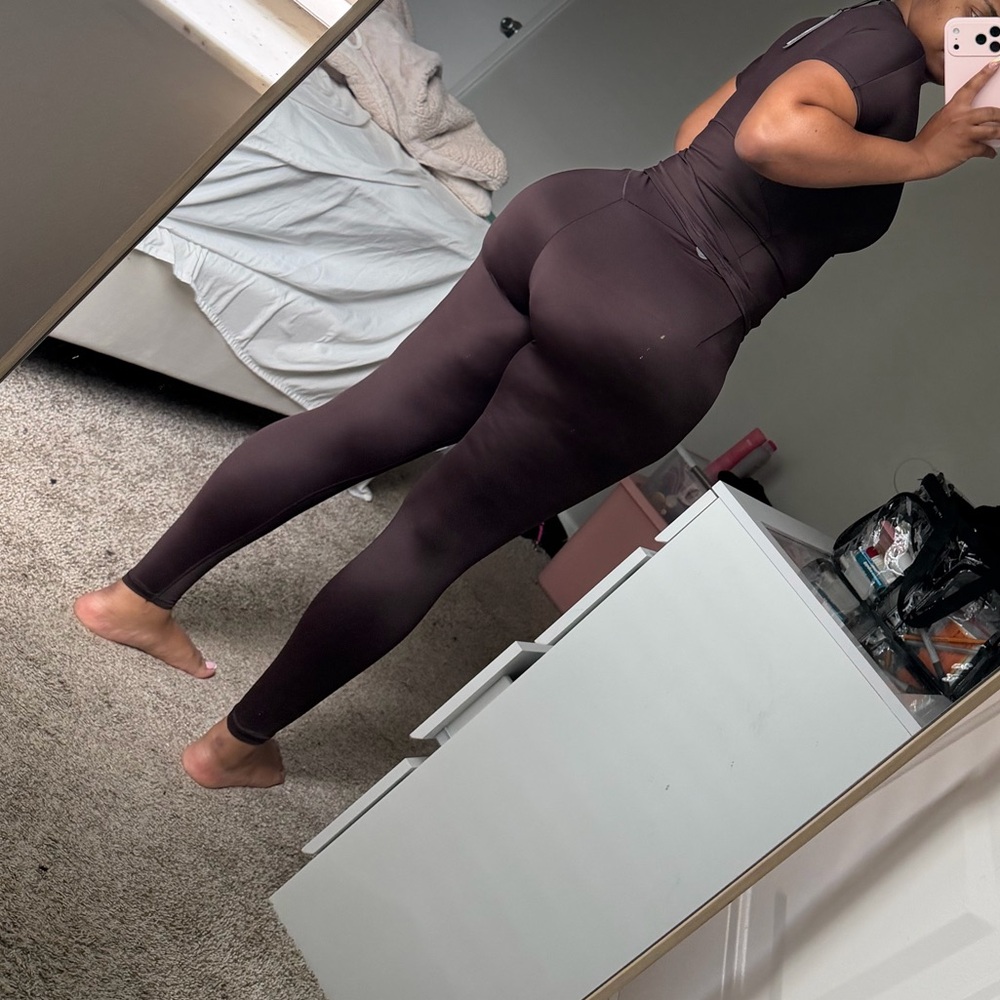 SKIMS High-Waist Leggings in Mauve Brown